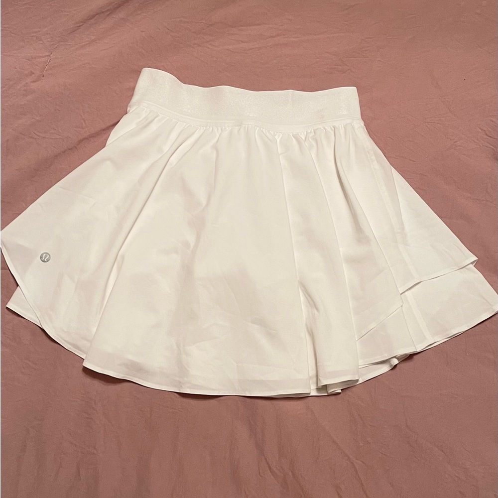 Lululemon court rival skirt white